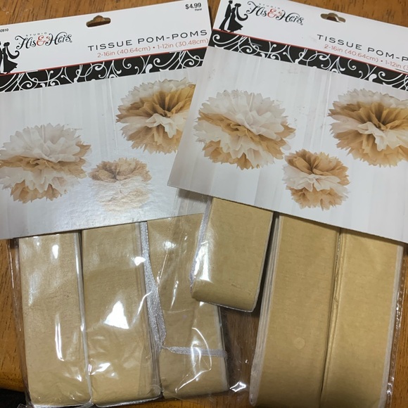 24 Pieces Of Burlap and White Lace Wedding Decor